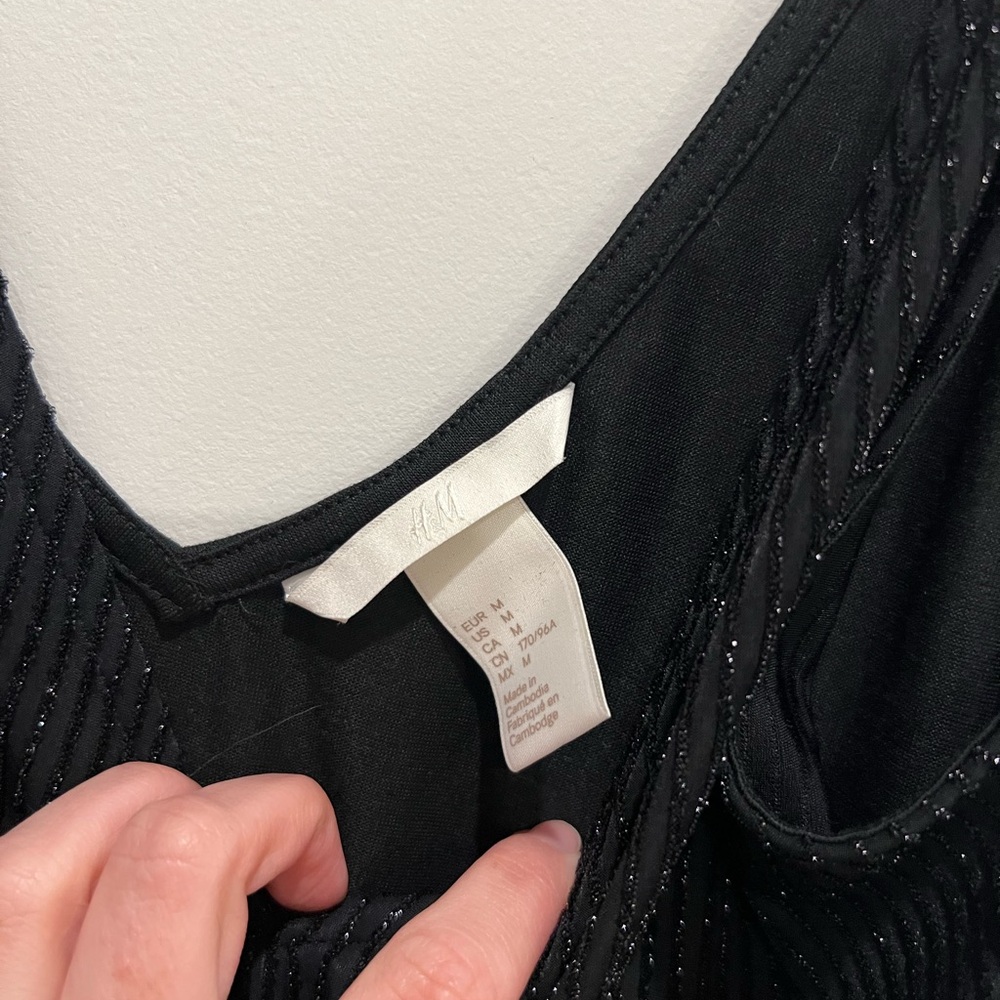 H&M sparkly tank, size M - Picture 2 of 3